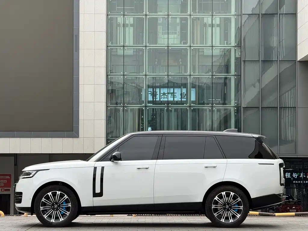 Land Rover Range Rover — миниатюра 10