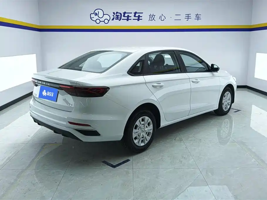 Geely Emgrand 2025 1.5L MT