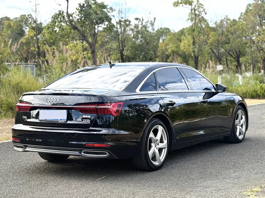 Audi A6L — миниатюра 4
