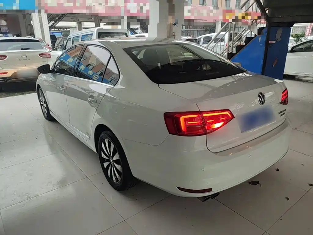 Volkswagen Sagitar — миниатюра 5