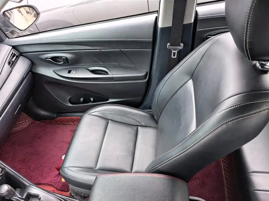 TOYOTA YARIS L TO ENJOY