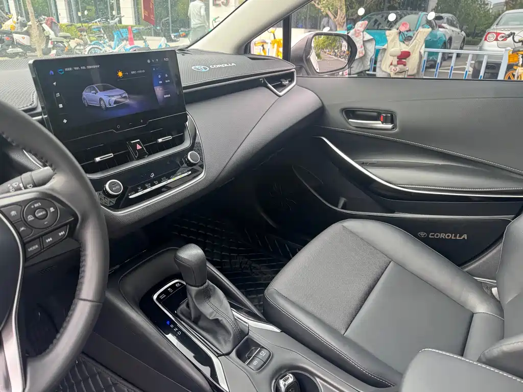 Toyota Corolla — миниатюра 8