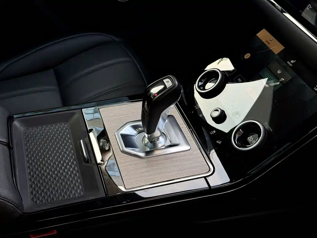 Land Rover Evoque — миниатюра 14