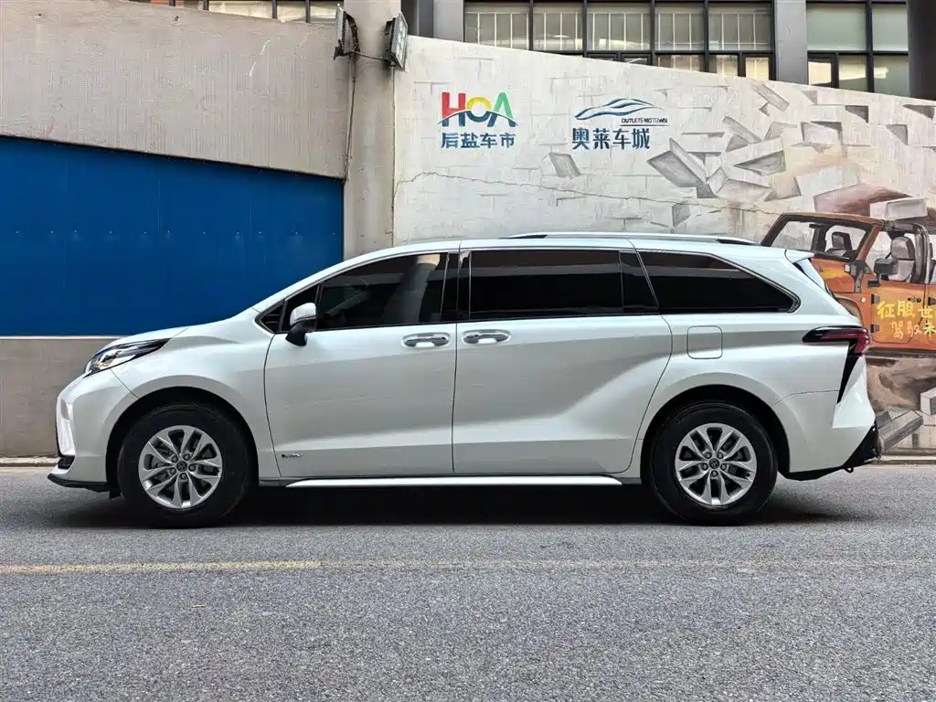 TOYOTA GREVIA