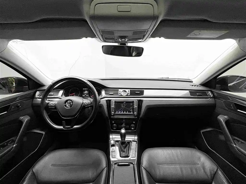 Volkswagen Passat — миниатюра 11
