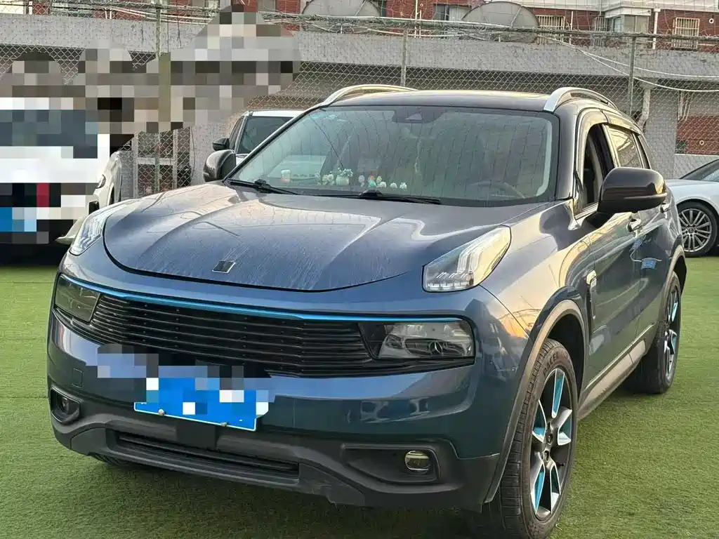 Lynk & Co 01 2019