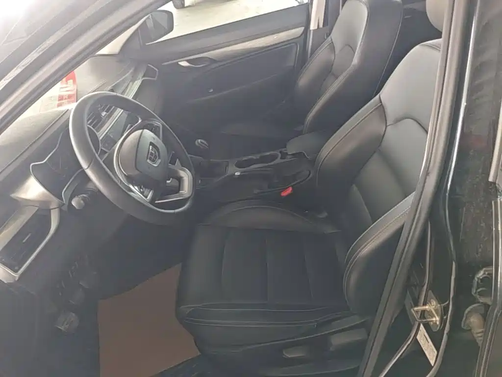 Geely Emgrand — миниатюра 15