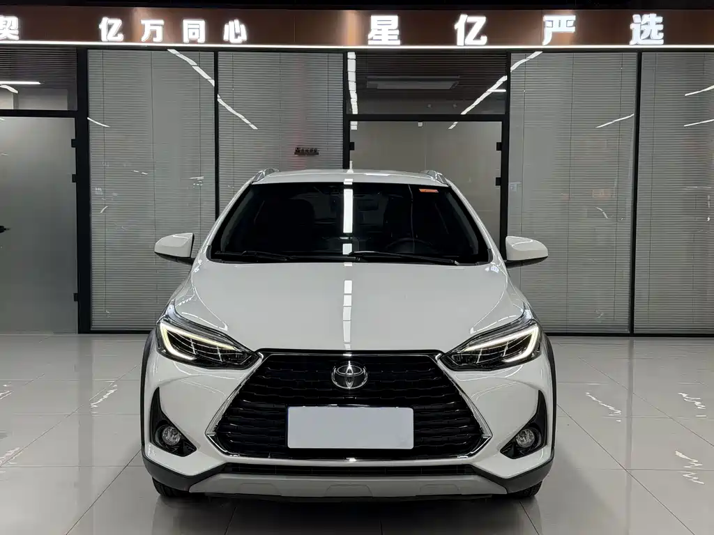 Toyota Yaris L Zhixuan YARiS L 2022 X 1.5L CVT Luxury PLUS