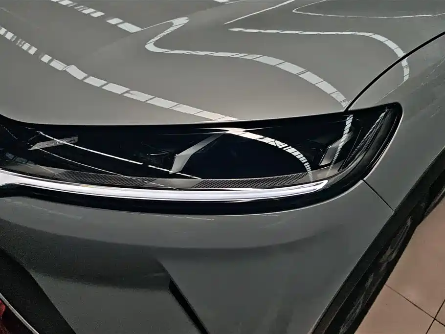 BYD Yuan Up UP 2025 301KM