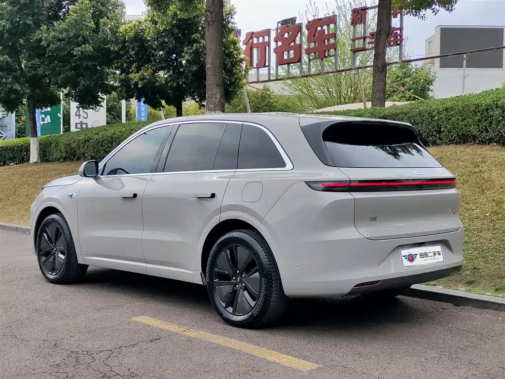 Li Auto IDEAL L6
