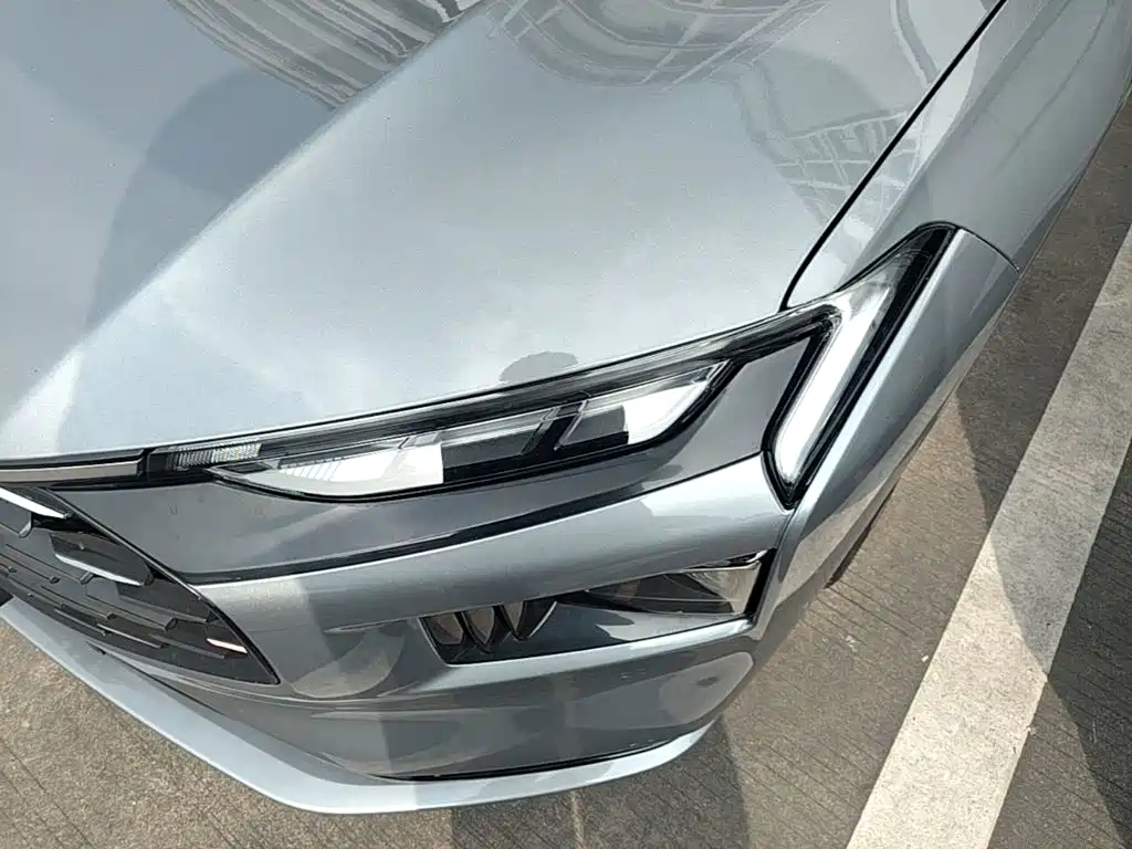 Ford Mondeo — миниатюра 24