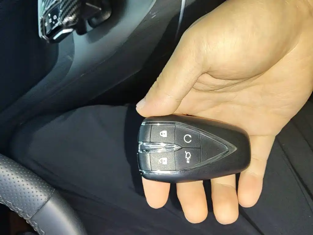 Changan Eado — миниатюра 9