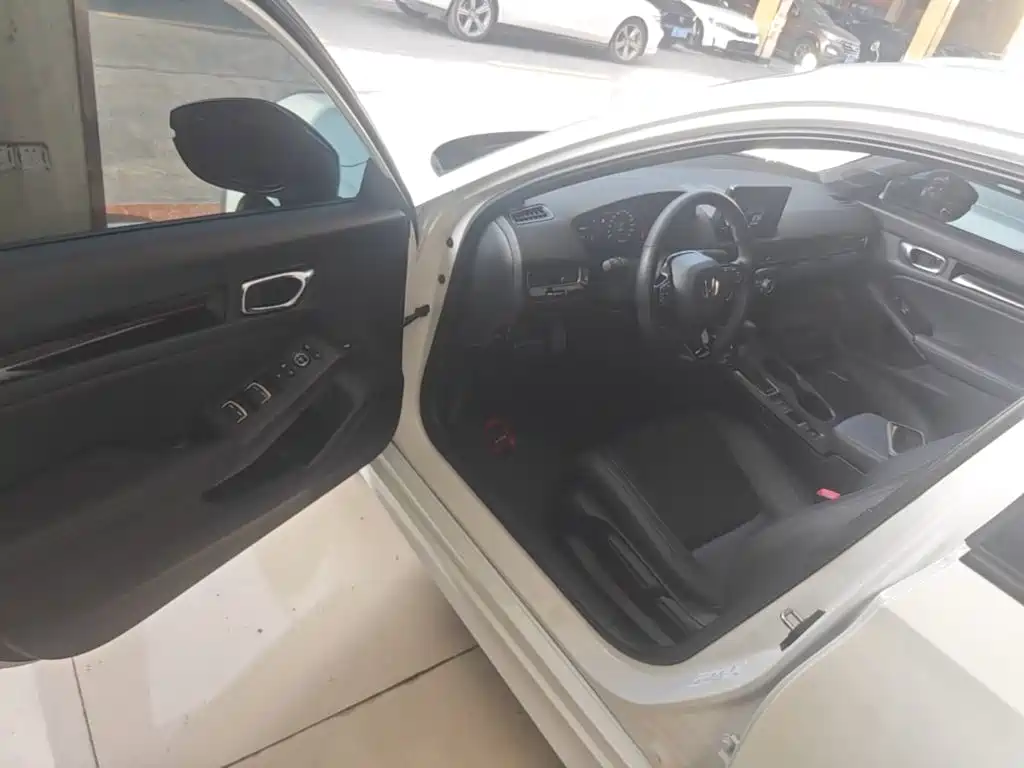 Honda Civic — миниатюра 16