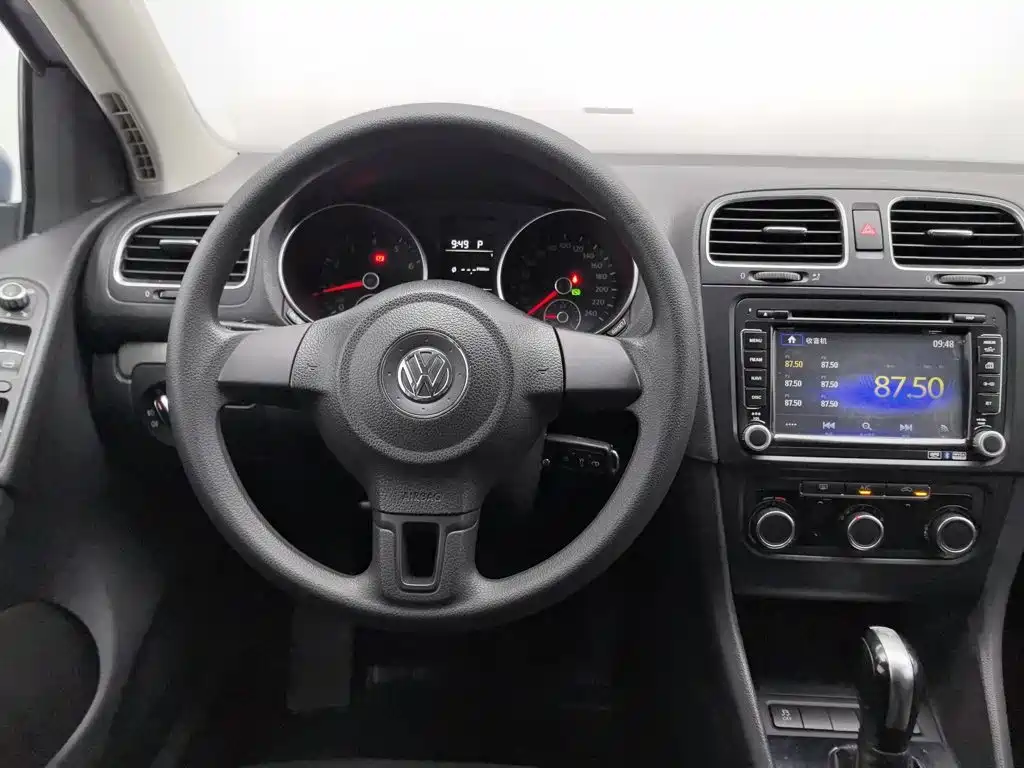 Volkswagen Golf — миниатюра 11