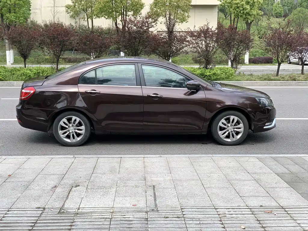 Geely Emgrand 2016 1.5L MT