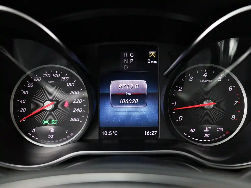 Mercedes-Benz V-Class — миниатюра 32
