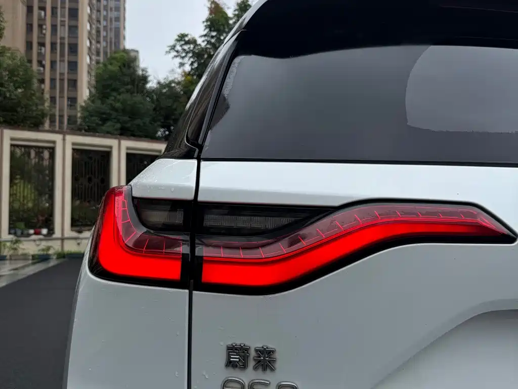 NIO ES8 — миниатюра 13
