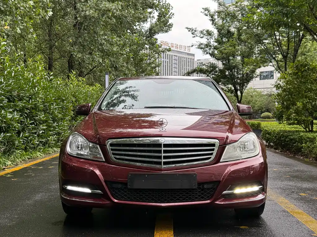 Mercedes-Benz C-Class C 2013 C 260 Fashion Grand Edition