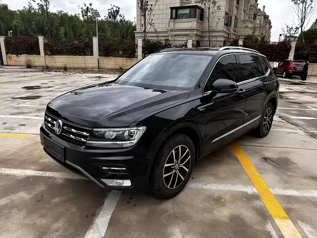 VOLKSWAGEN TIGUAN L 2019