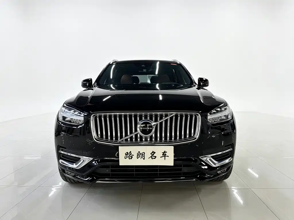 Volvo XC90 2021 B6 Luxury 7 мест