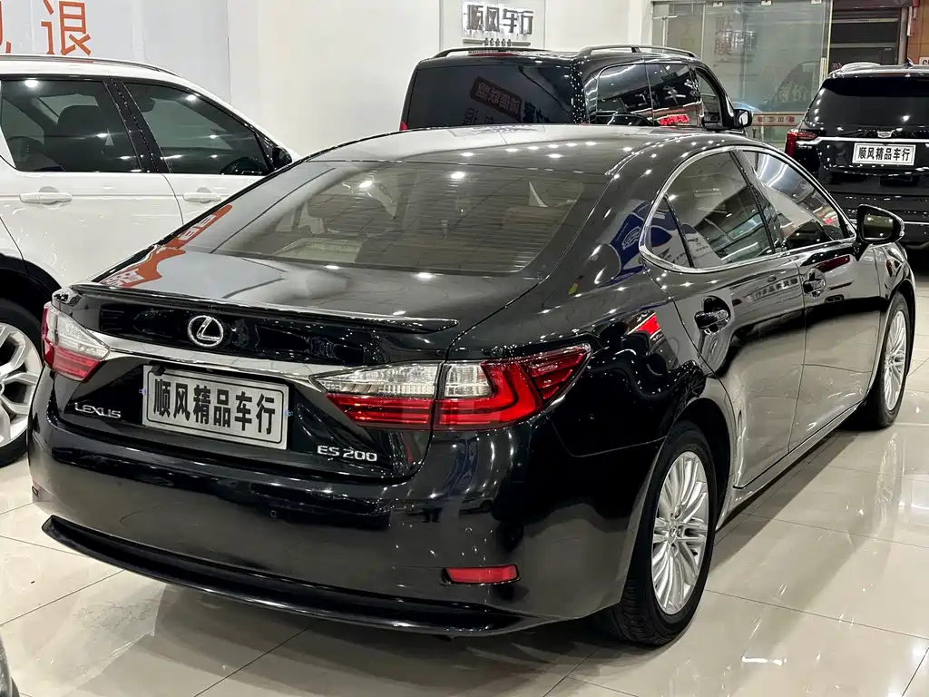 Lexus ES — миниатюра 30