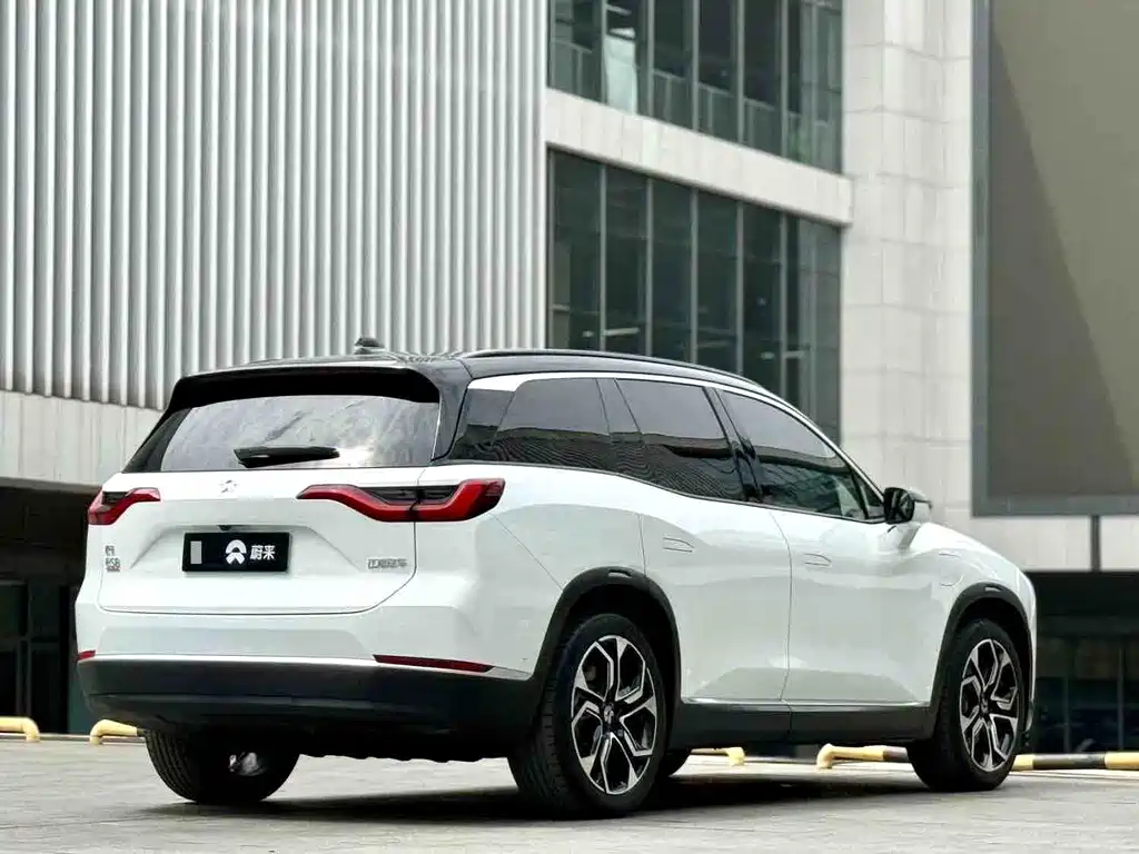 NIO ES8 — миниатюра 9