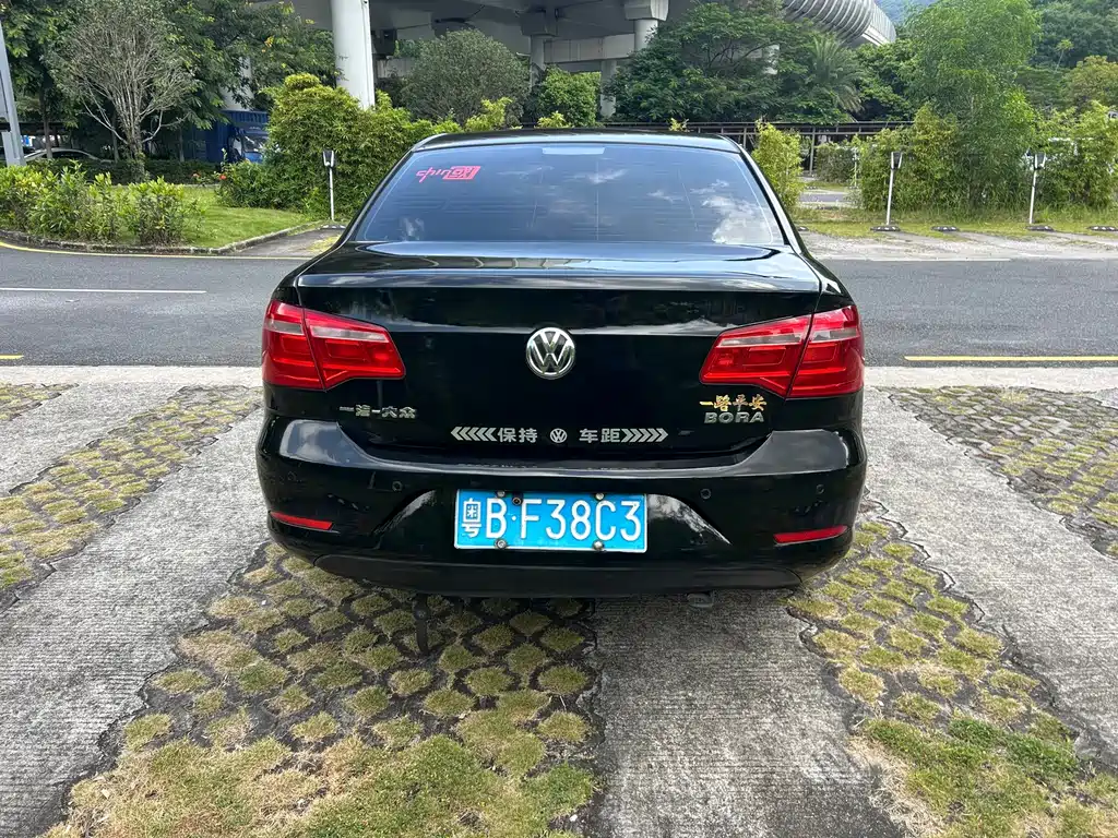 Volkswagen Bora — миниатюра 5