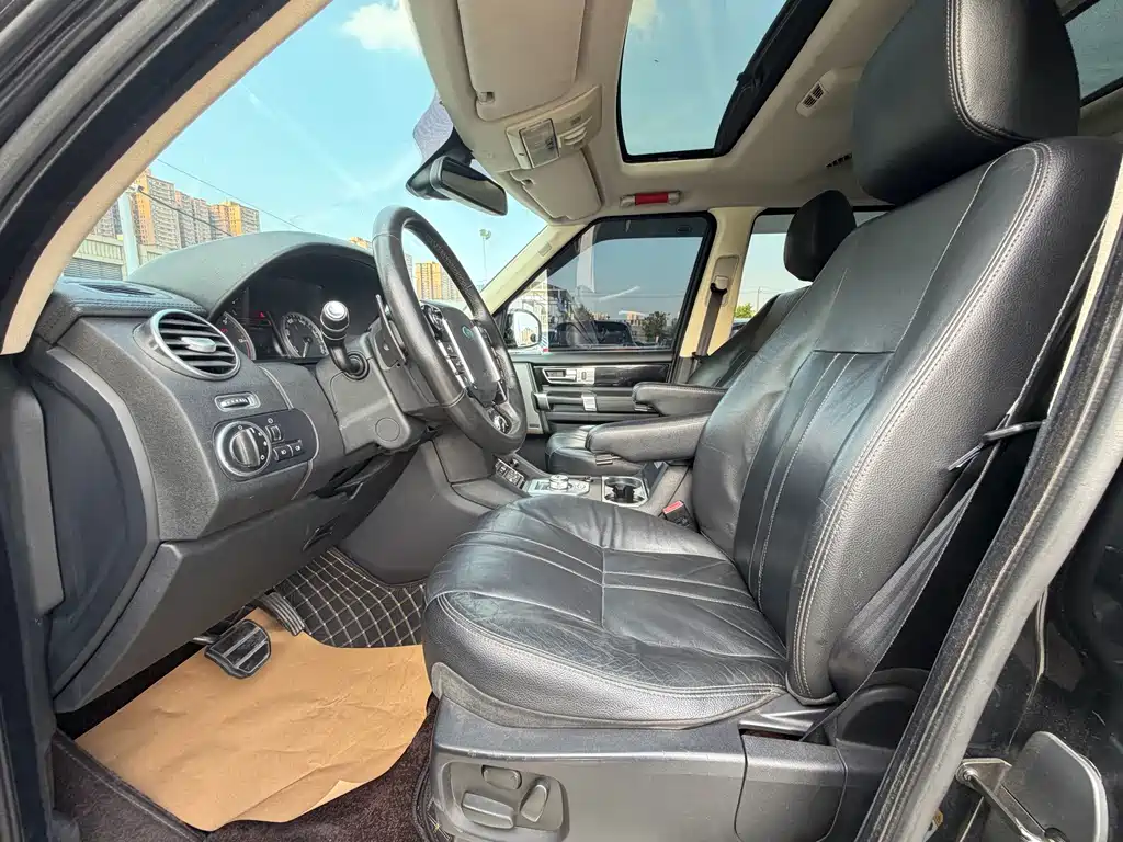 Land Rover Discovery — миниатюра 7