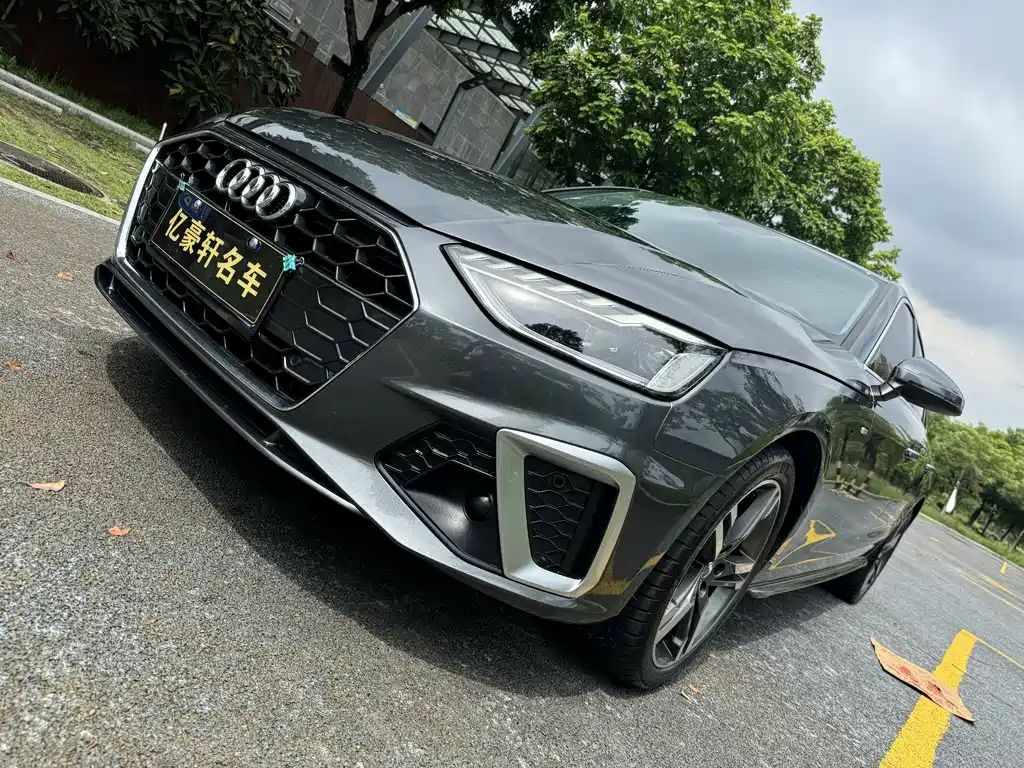 Audi A4L 2020 40 TFSI Fashion