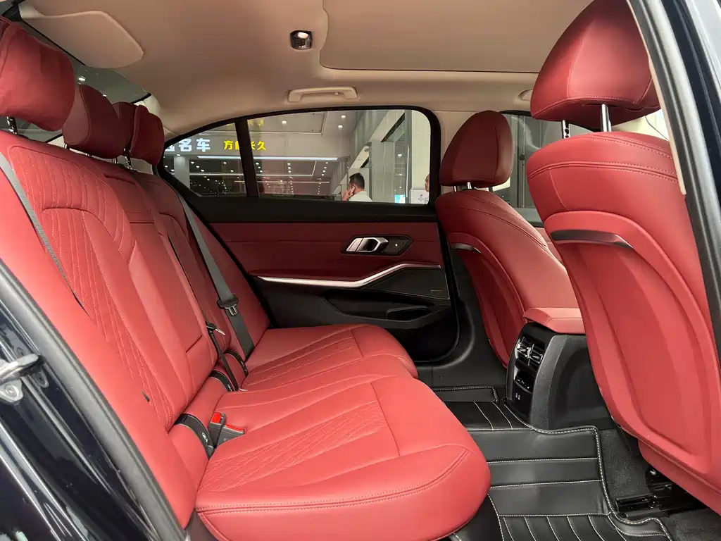 BMW 3 Series — миниатюра 10