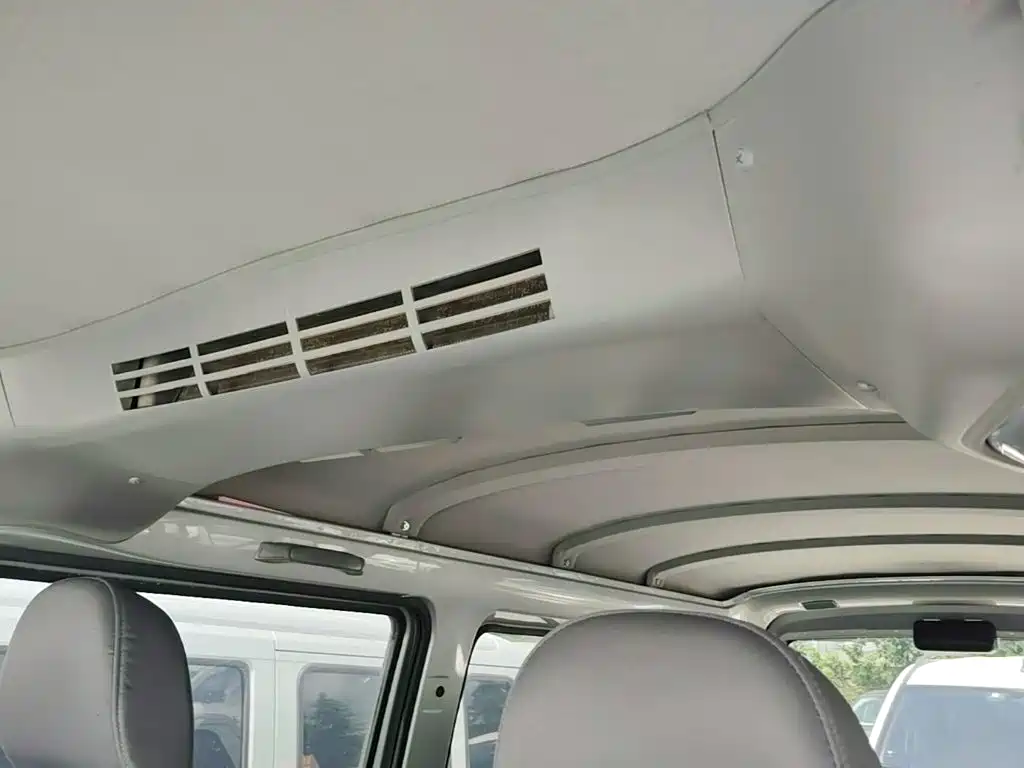 Wuling Rongguang EV — миниатюра 18