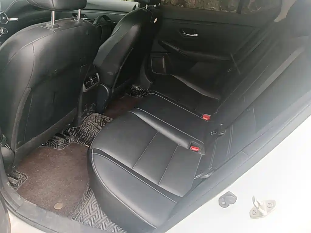 Nissan Sylphy — миниатюра 17
