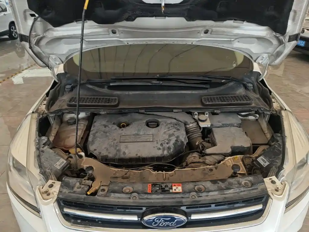 Ford Kuga — миниатюра 20