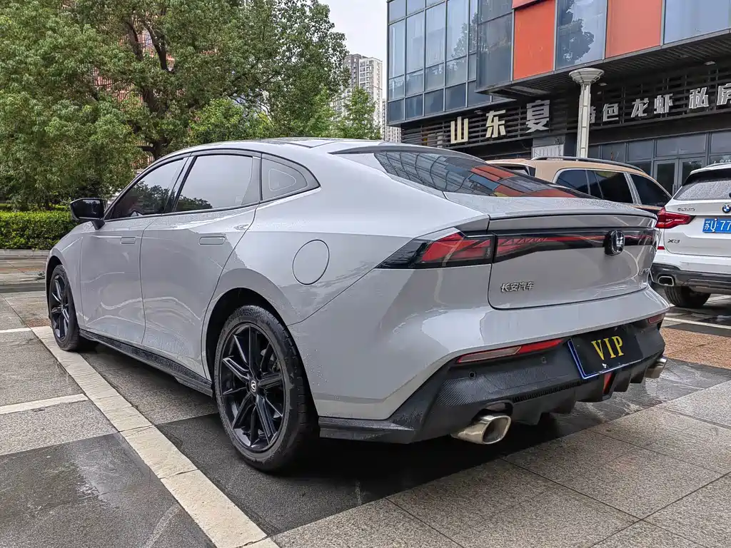 Changan UNI-V — миниатюра 3