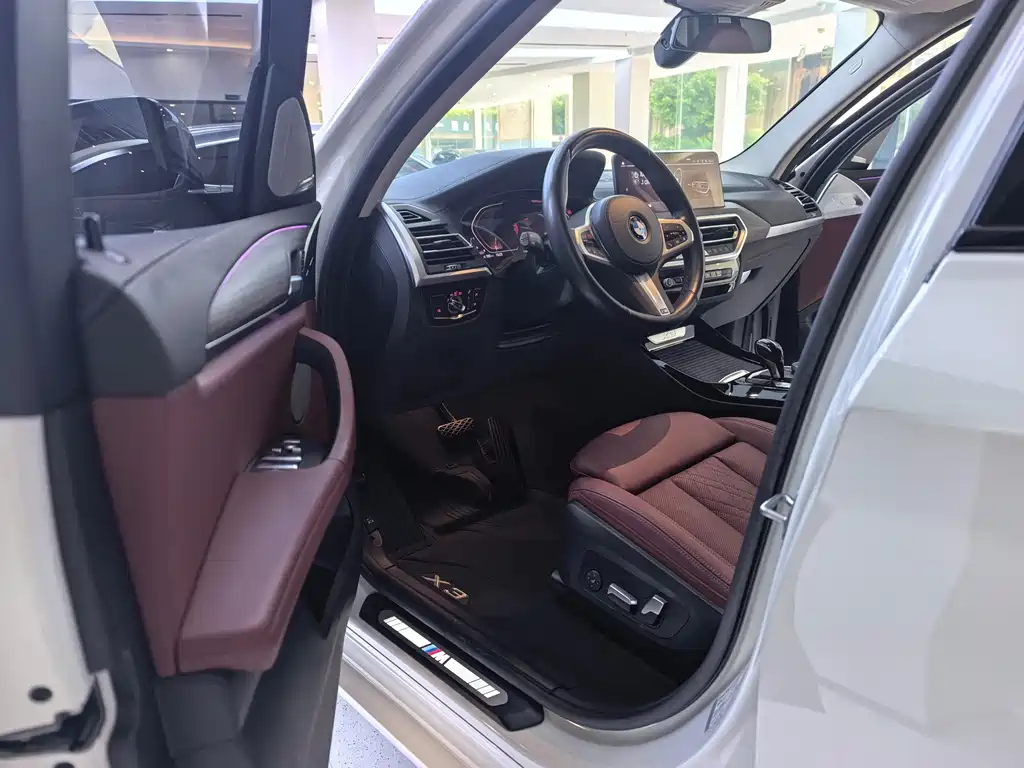 BMW X3 — миниатюра 8