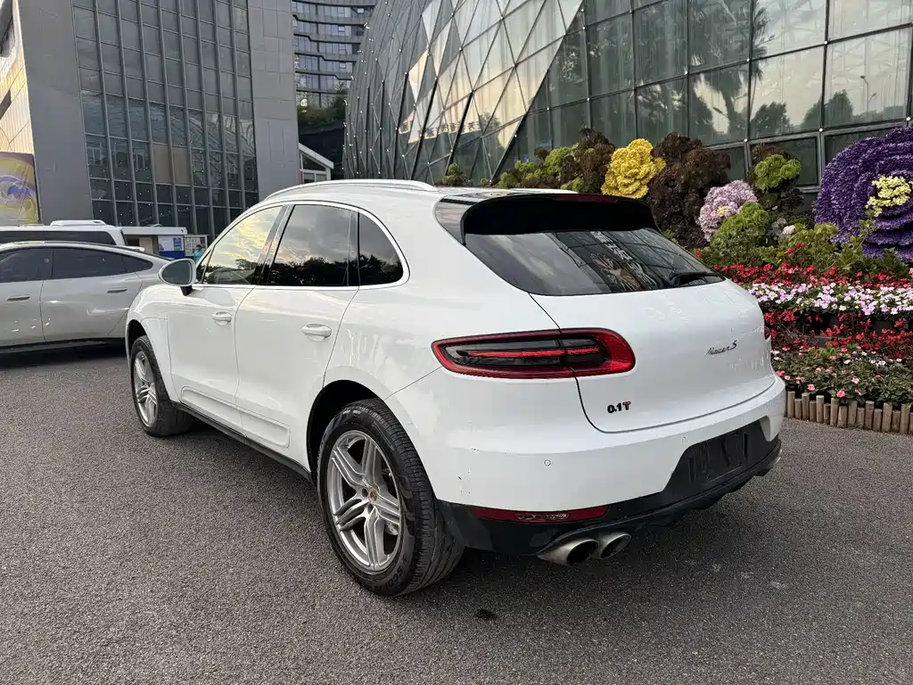 Porsche Macan — миниатюра 15
