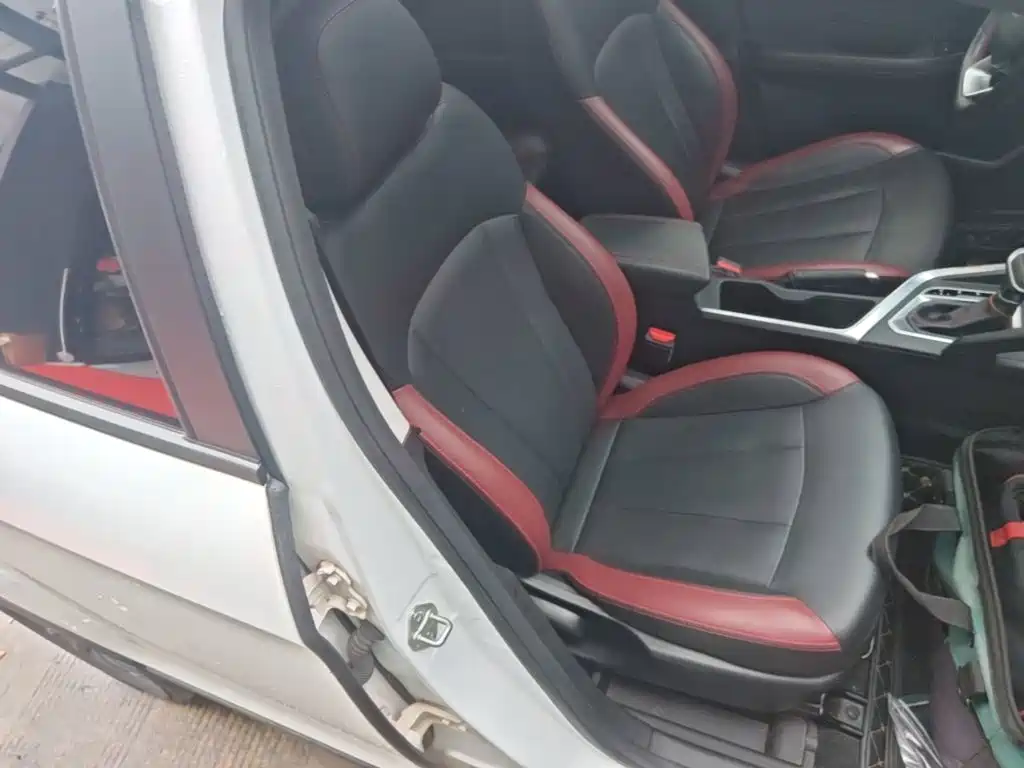 Geely Vision X3 — миниатюра 25