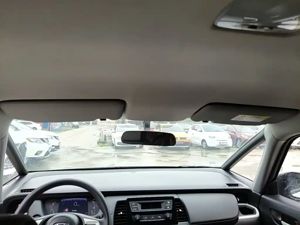Honda Fit — миниатюра 18