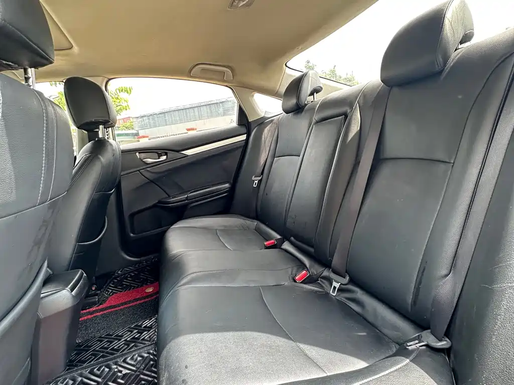 Honda Civic 2016 220TURBO CVT Luxury