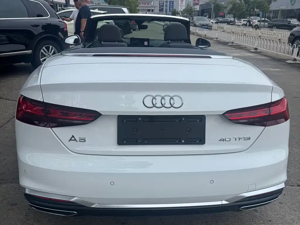 Audi A5 (Import) — миниатюра 8