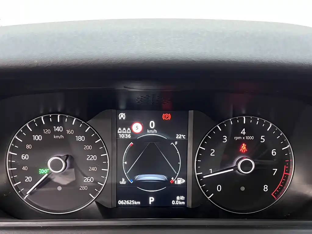 Land Rover Velar — миниатюра 7