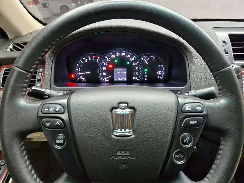 Toyota Crown 2010 3.0L Royal Saloon Premium