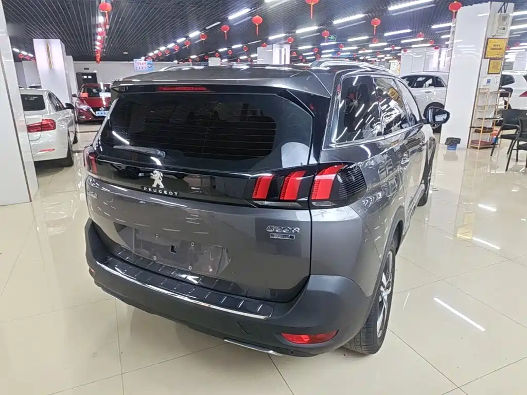 Peugeot 5008 — миниатюра 7