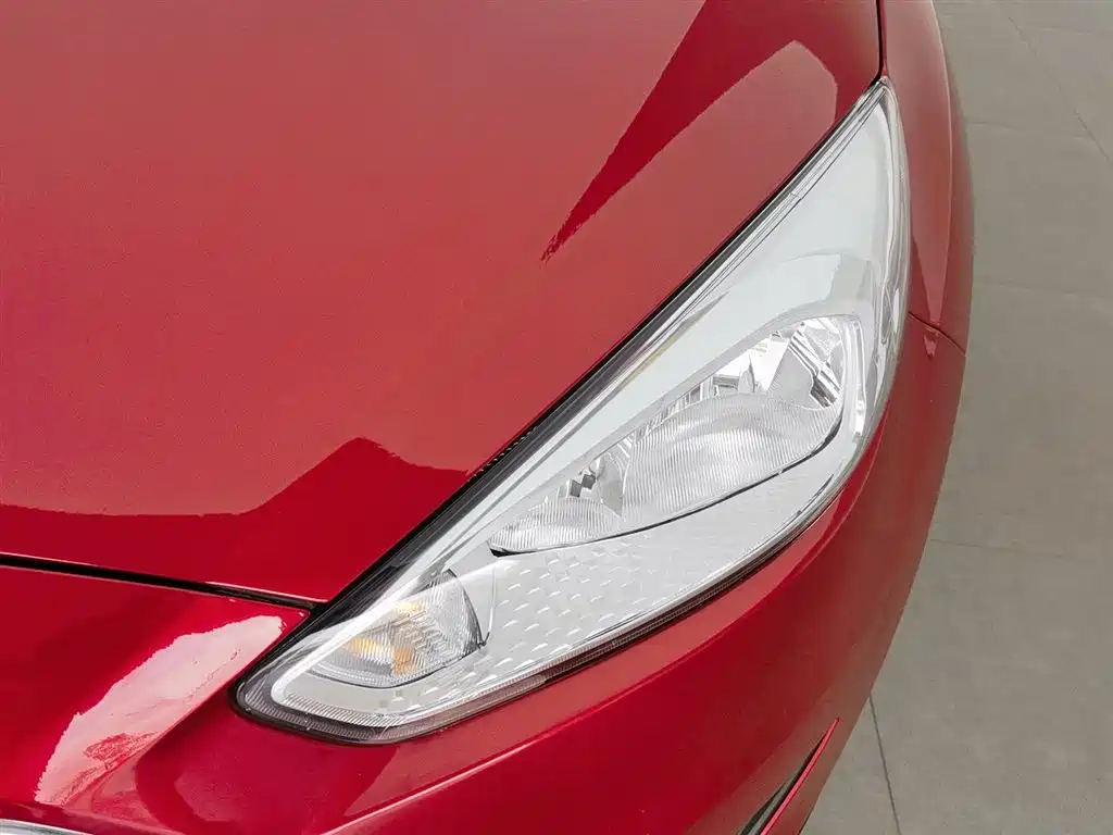 Ford Focus 2015 EcoBoost 125 AT