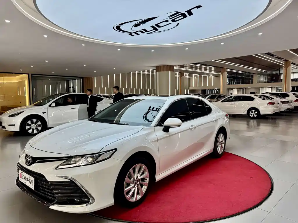 Toyota Camry 2023 2.0GVP Lead
