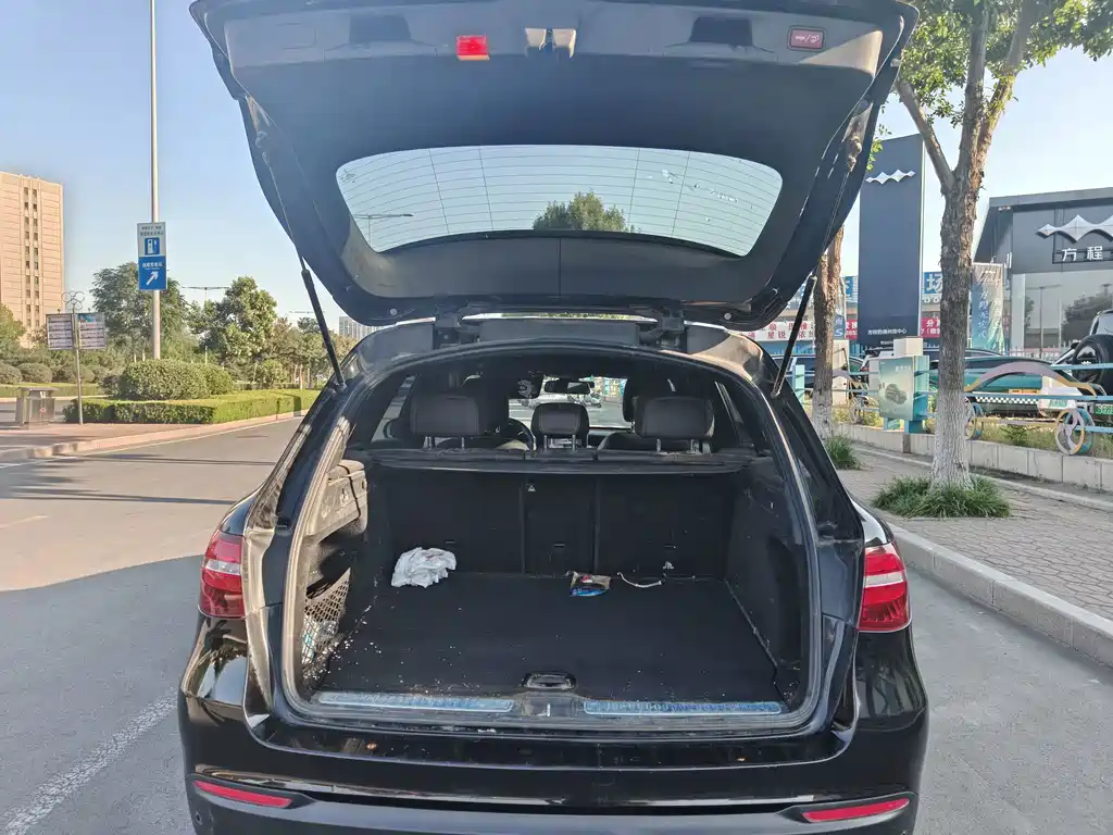 Mercedes-Benz GLC — миниатюра 10