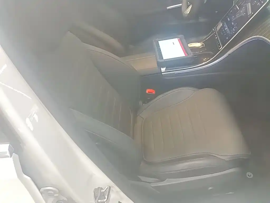 Mercedes-Benz C-Class — миниатюра 25