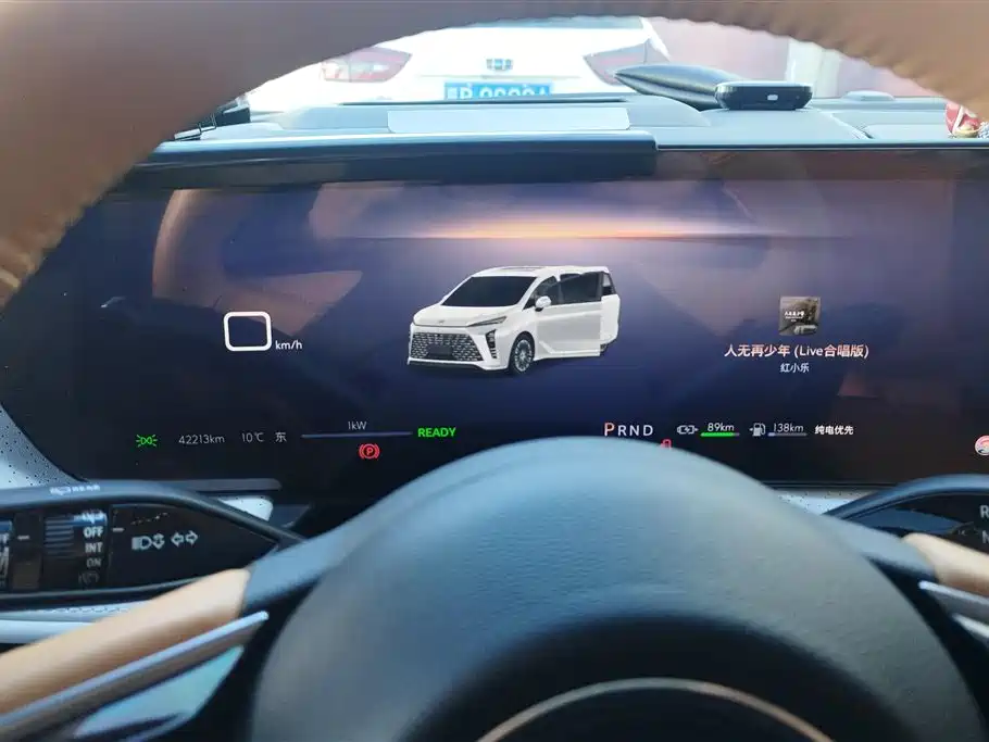 BUICK GL8 NEW ENERGY