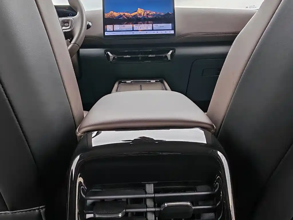 Wuling Xingguang 560 New Energy — миниатюра 15
