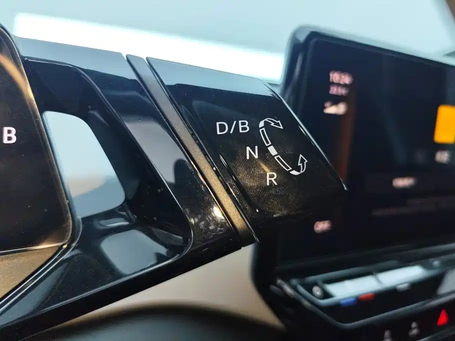 Volkswagen ID.3 — миниатюра 16